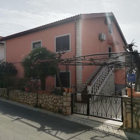 Great Apartment Mali Losinj Exterior photo